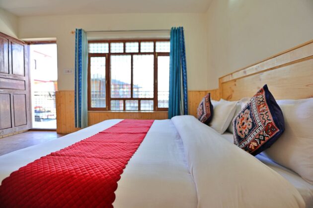 Deluxe Triple Bed Room - Image 3